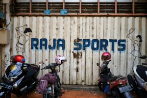 Should Esports Be Considered a Real Sport? Experts Weigh In